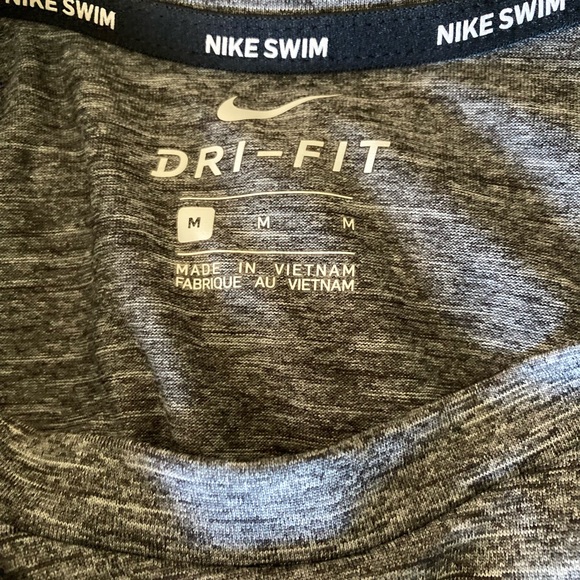 Nike Dry-Fit Short Sleeve Hydroguard T-Shirt MEN'S M - Picture 4 of 4